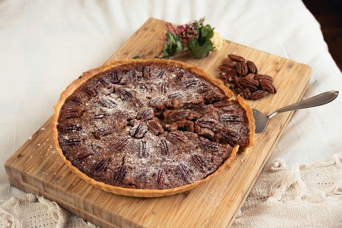 NO BAKE PECAN PIE