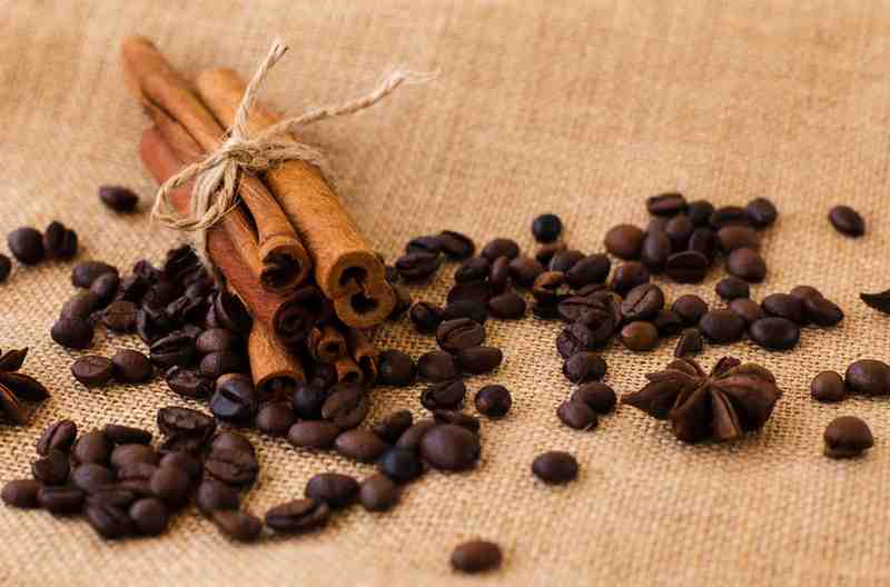 COFFE BEANS AND SPICES